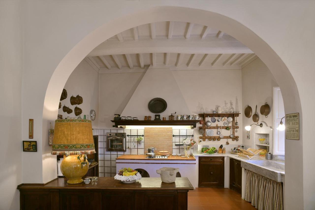 Villa Carlotta Con Piscina Lari 外观 照片