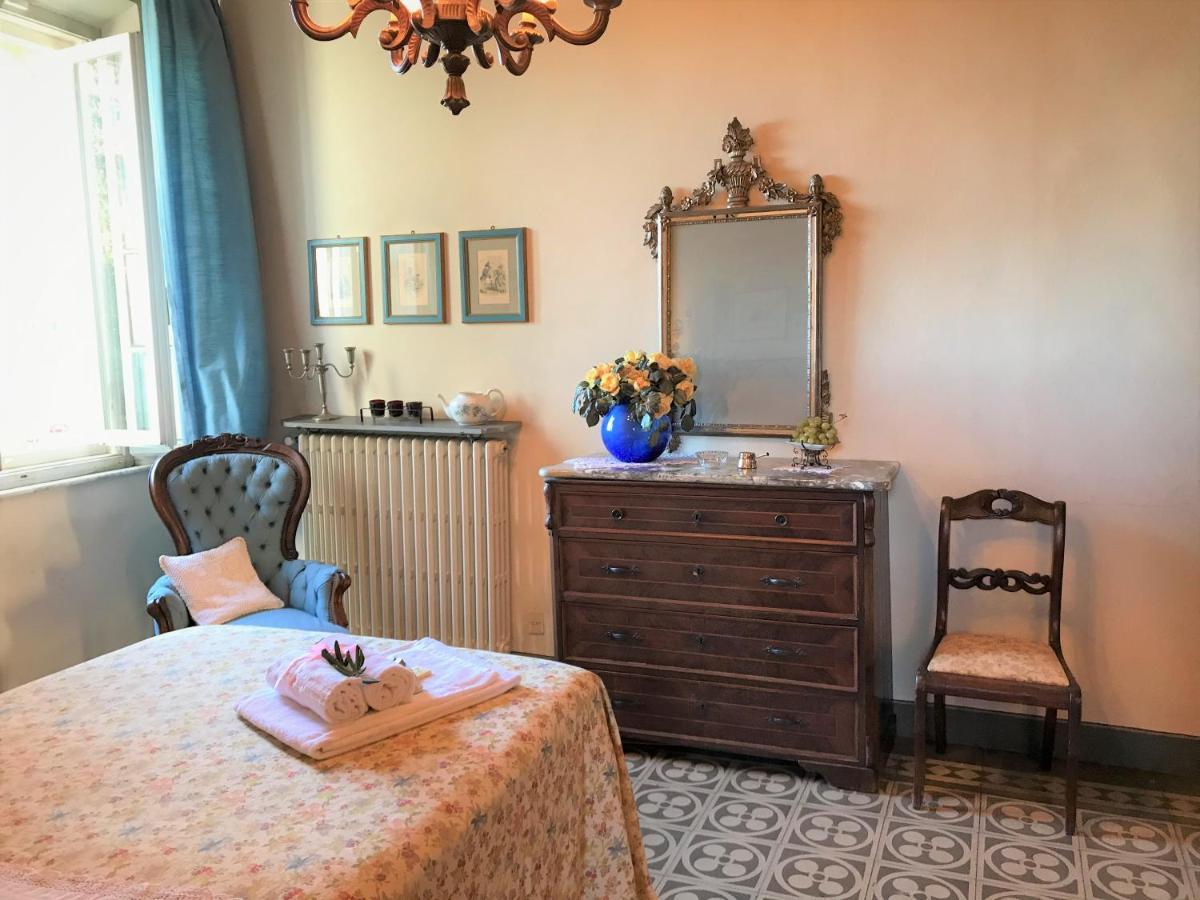 Villa Carlotta Con Piscina Lari 外观 照片