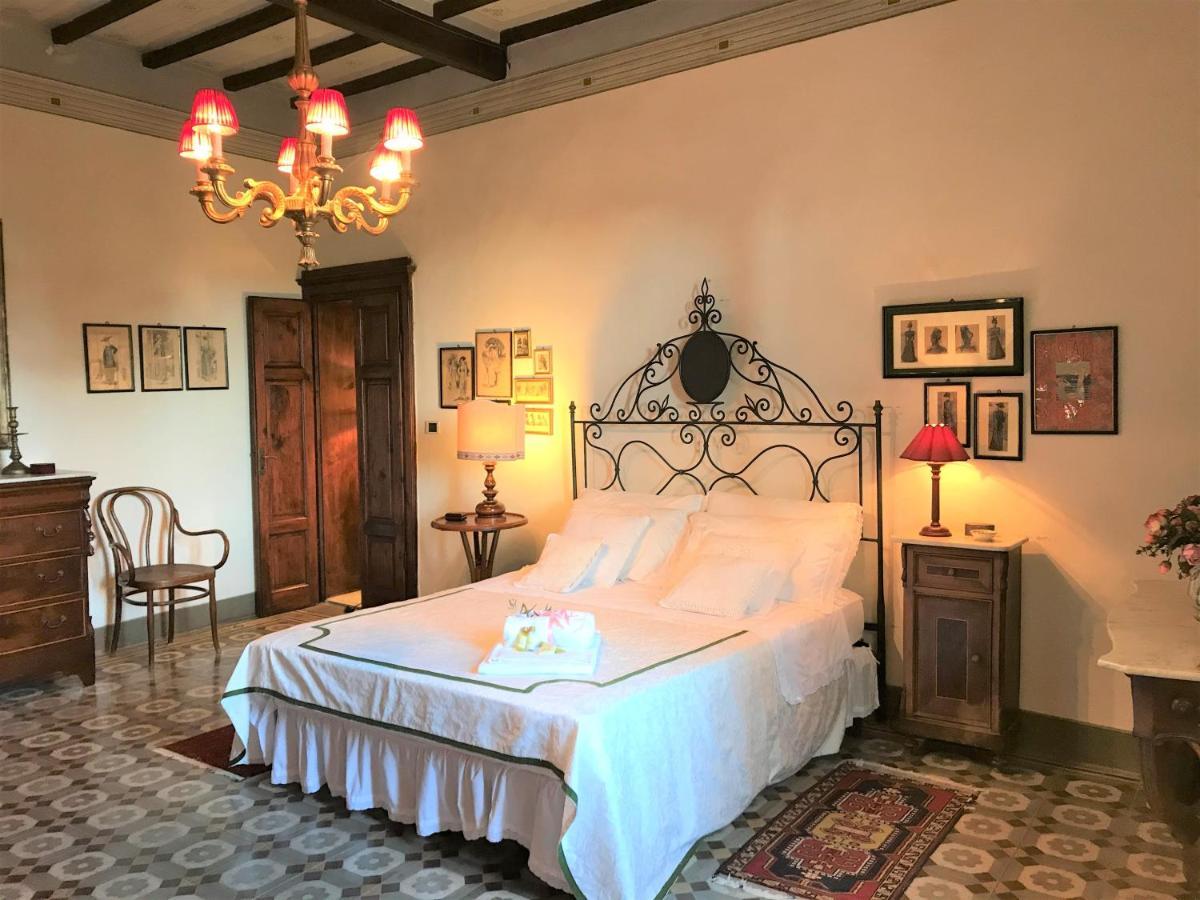 Villa Carlotta Con Piscina Lari 外观 照片