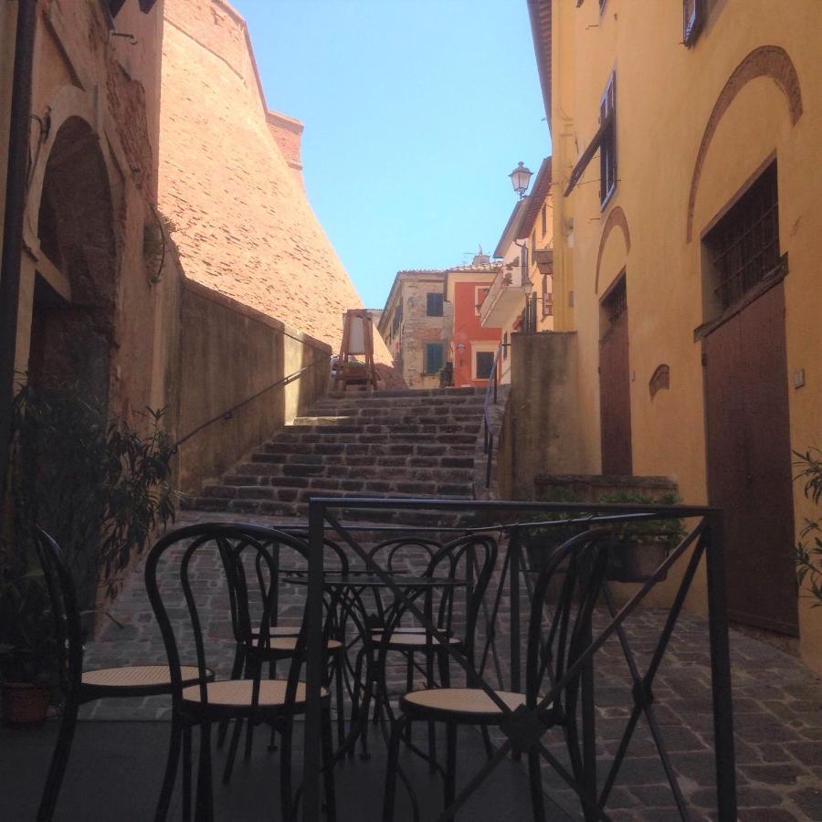Villa Carlotta Con Piscina Lari 外观 照片
